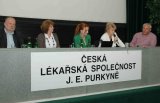 9.11.2011 se konala konference  na téma Problematika dětské a dorostové psychiatrie ve školách - záběr na řečníky konference