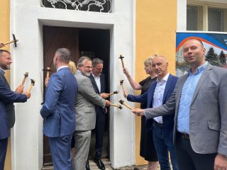 Základní kámen nového denního stacionáře v DPN Opařany položen
