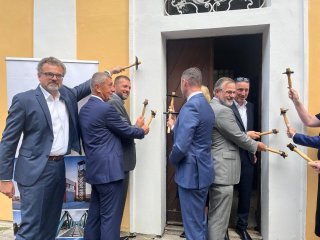 Základní kámen nového denního stacionáře v DPN Opařany položen