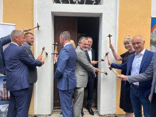Základní kámen nového denního stacionáře v DPN Opařany položen