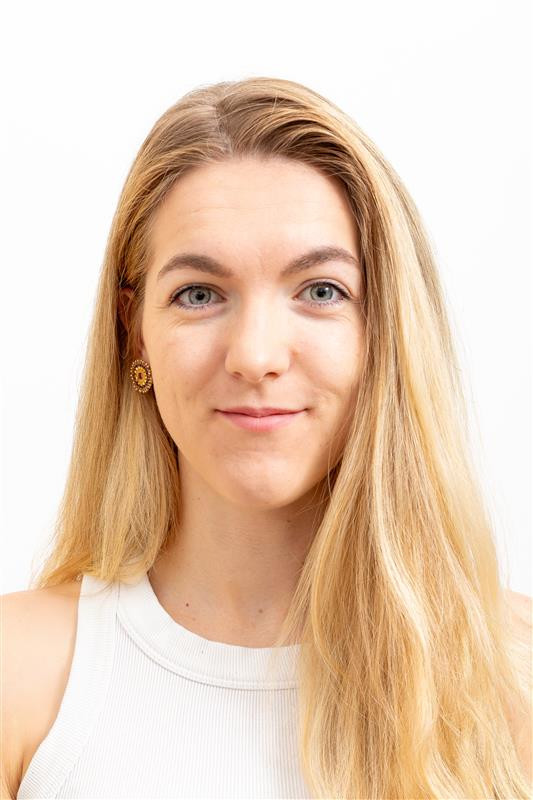 Mgr. Helena Strnadová